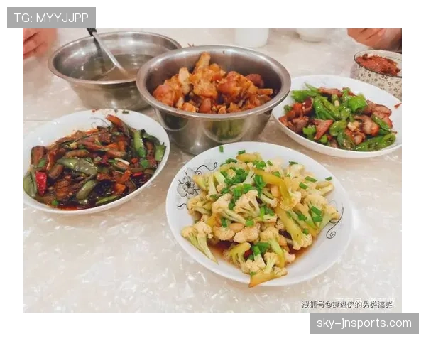 谌龙退役后顿顿吃有机菜，家里阿姨都比他年轻